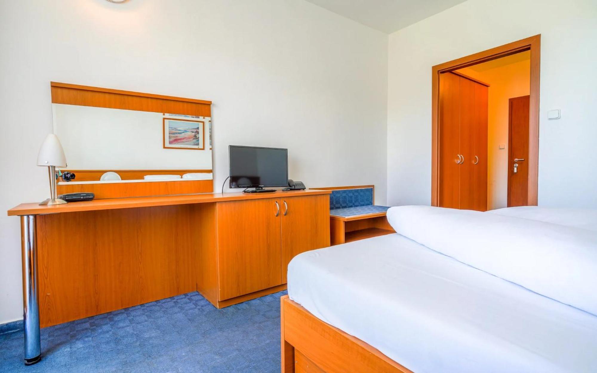 Hotel Rysy ตาตรันสกา ชตราบา ภายนอก รูปภาพ